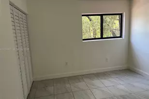 153 NE 141st St, Miami, FL 33161 - Photo 11