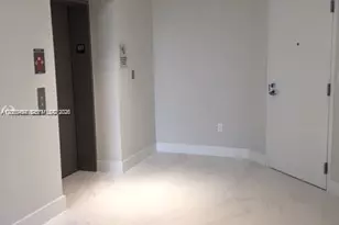 16385 Biscayne Blvd, North Miami Beach, FL 33160 - Photo 5