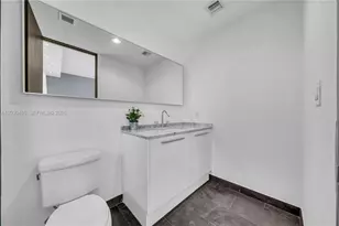900 Biscayne Blvd, Miami, FL 33132 - Photo 33
