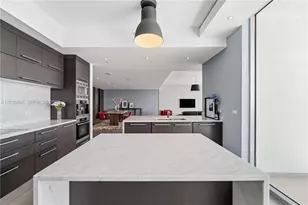 900 Biscayne Blvd, Miami, FL 33132 - Photo 9