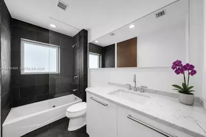 900 Biscayne Blvd #PH6205, Miami, FL 33132 - Photo 41