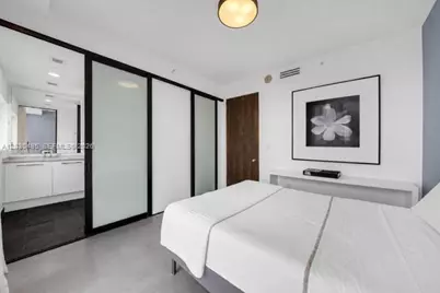 900 Biscayne Blvd #PH6205, Miami, FL 33132 - Photo 37