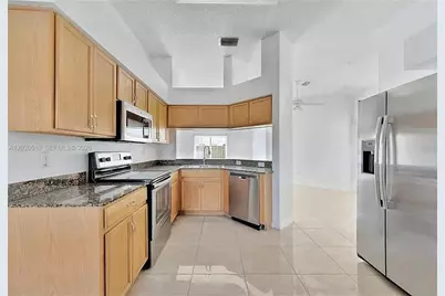 11007 Whitecap Dr, Riverview, FL 33579 - Photo 5