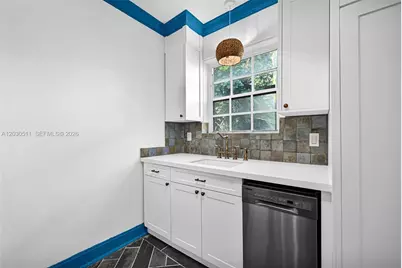 1605 Michigan Ave #929, Miami Beach, FL 33139 - Photo 9