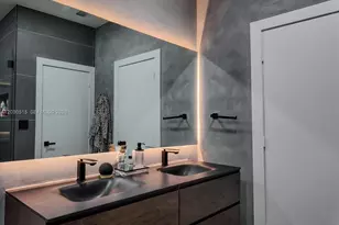 7221 NW 103rd Path, Doral, FL 33178 - Photo 25