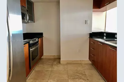1800 N Bayshore Dr #605, Miami, FL 33132 - Photo 7