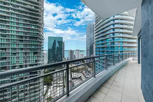 60 SW 13th St, Miami, FL 33130 - Photo 17