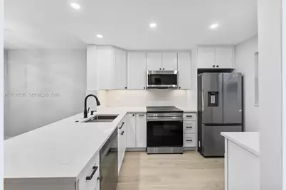 1770 S Ocean Blvd #403, Lauderdale by the Sea, FL 33062 - Photo 9