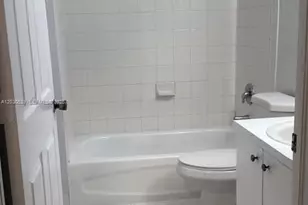 1398 NE 33rd Ave, Homestead, FL 33033 - Photo 9