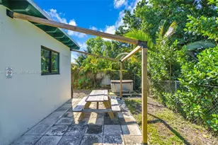 11534 NE 13th Ave, Miami, FL 33161 - Photo 25