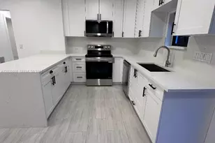 2750 Washington St, Hollywood, FL 33020 - Photo 9
