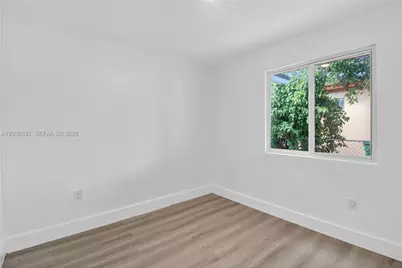 428 NW 97th St, Miami, FL 33150 - Photo 11