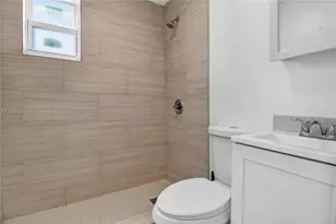 428 NW 97th St, Miami, FL 33150 - Photo 31