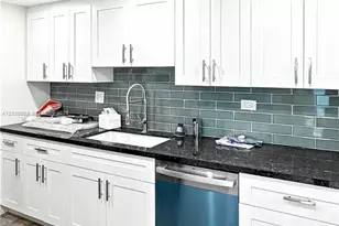 2451 Brickell Ave, Miami, FL 33129 - Photo 11