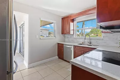 4119 Coral Springs Dr #C6, Coral Springs, FL 33065 - Photo 11