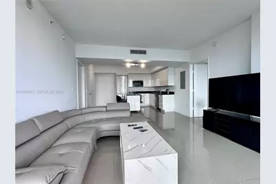 92 SW 3rd St #4111, Miami, FL 33130 - Photo 1