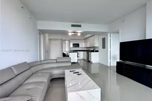 92 SW 3rd St, Miami, FL 33130 - Photo 1