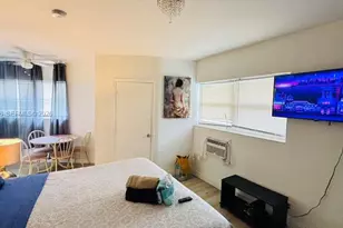 109 SE 9th St, Hallandale Beach, FL 33009 - Photo 3