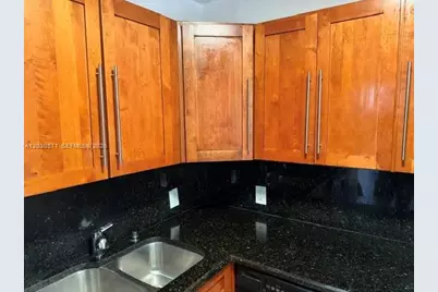 3301 N Country Club Dr #407, Aventura, FL 33180 - Photo 3