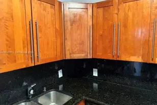 3301 N Country Club Dr, Aventura, FL 33180 - Photo 3