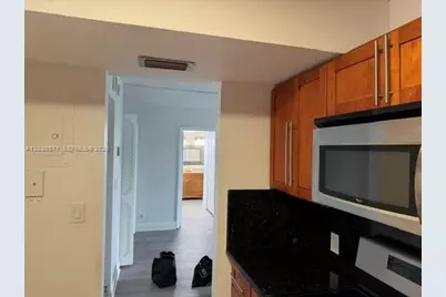 3301 N Country Club Dr #407, Aventura, FL 33180 - Photo 5