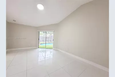 16571 SW 145th Ave, Miami, FL 33177 - Photo 9