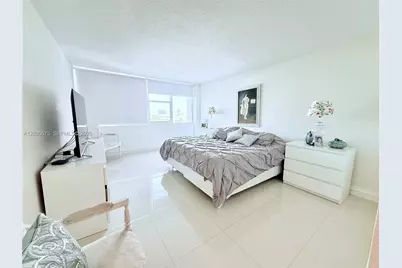 3140 S Ocean Dr #310, Hallandale Beach, FL 33009 - Photo 13