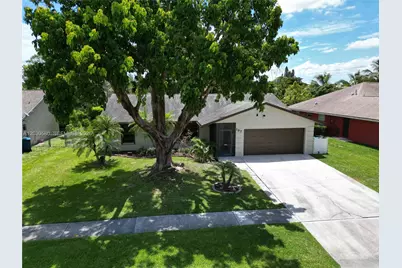 107 Starling Ave, Royal Palm Beach, FL 33411 - Photo 1