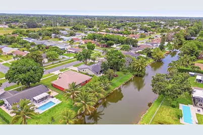 107 Starling Ave, Royal Palm Beach, FL 33411 - Photo 25