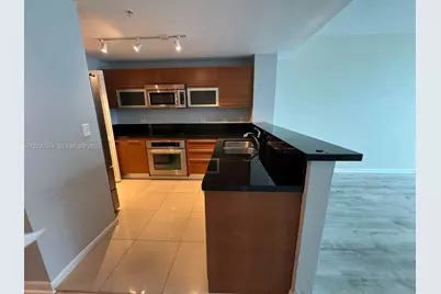 244 Biscayne Blvd #2105, Miami, FL 33132 - Photo 17