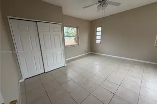 1420 NW 26th Ave, Miami, FL 33125 - Photo 5