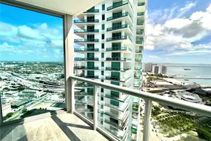 888 Biscayne Blvd, Miami, FL 33132 - Photo 7