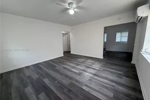 1084 NW 74th St, Miami, FL 33150 - Photo 5
