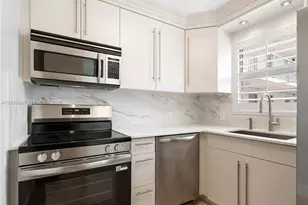 1610 Lenox Ave., Miami Beach, FL 33139 - Photo 13