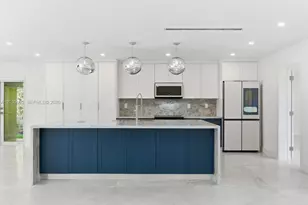291 E Shore Dr E, Miami, FL 33133 - Photo 45