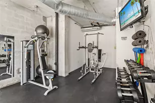 444 NE 30th St, Miami, FL 33137 - Photo 35