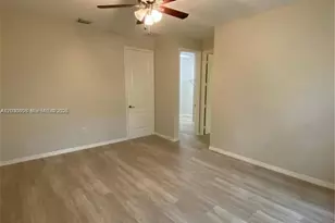 5236 SW 77th Way, Davie, FL 33328 - Photo 21