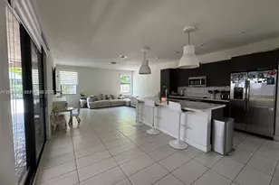 10240 NW 76th Terrace, Doral, FL 33178 - Photo 5