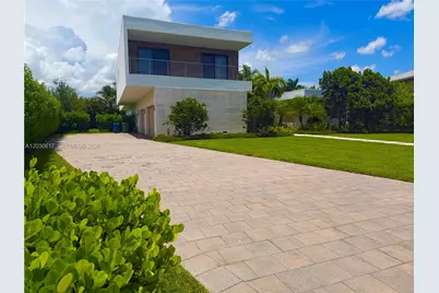 16569 Botaniko Dr N, Weston, FL 33326 - Photo 3