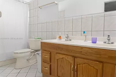 7617 NW 66th Ter, Tamarac, FL 33321 - Photo 19