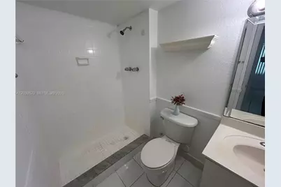 4205 N University Dr #112, Sunrise, FL 33351 - Photo 9