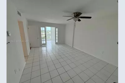 1251 NE 108th St #409, Miami, FL 33161 - Photo 5