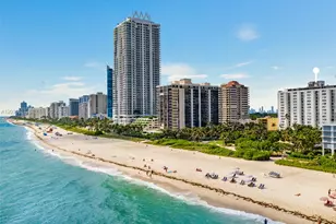6450 Collins Ave, Miami Beach, FL 33141 - Photo 13