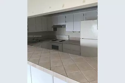 4174 Inverrary Dr #911, Lauderhill, FL 33319 - Photo 9