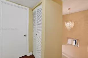 14250 SW 94th Cir Ln, Miami, FL 33186 - Photo 17