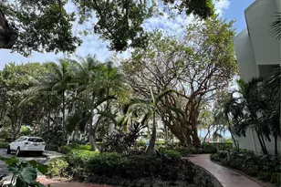 700 NE 63rd St, Miami, FL 33138 - Photo 9