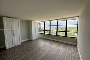 600 Three Islands Blvd, Hallandale Beach, FL 33009 - Photo 9