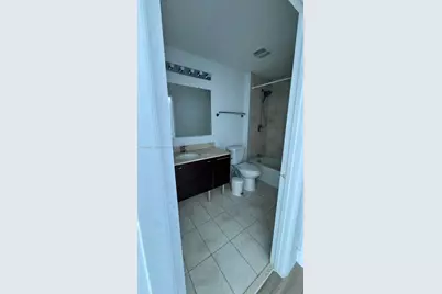 1900 N Bayshore Dr #1407, Miami, FL 33132 - Photo 5