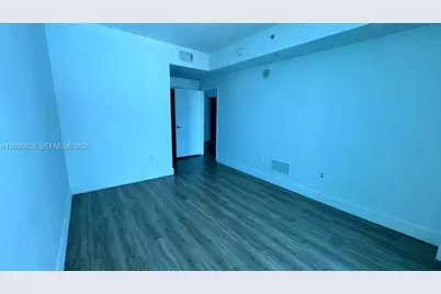 1900 N Bayshore Dr #1407, Miami, FL 33132 - Photo 3