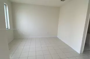 2330 SE 10th St, Homestead, FL 33035 - Photo 5